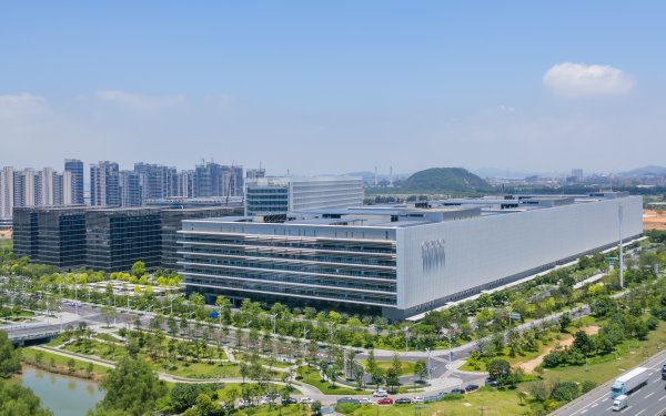 神牛资讯 解码一台国产智能手机的进阶之路！《人民日报》探访滨海湾OPPO园区